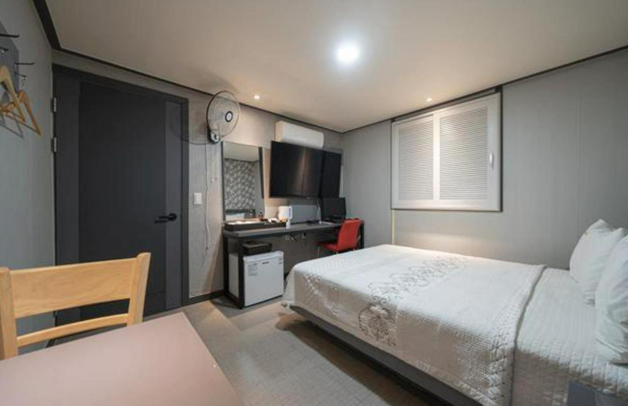 Alps Motel Inchon Exteriör bild